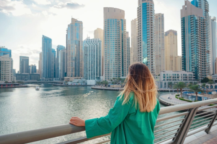 Enjoy Vibrant City Life at Dubai Marina Walk 